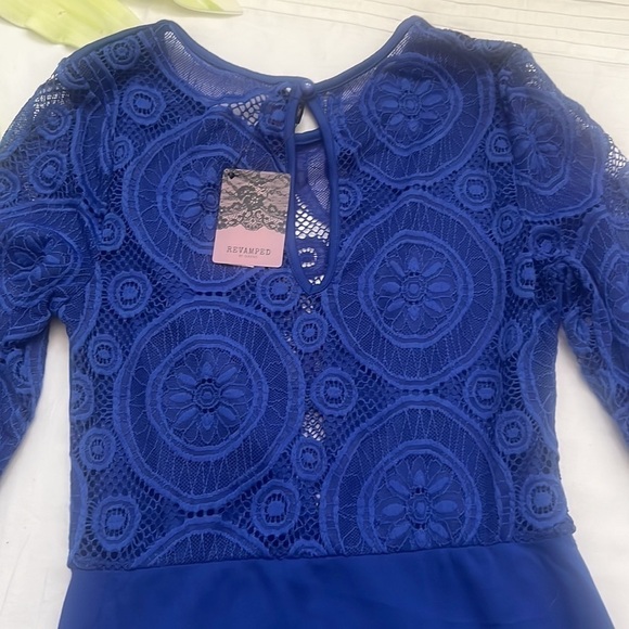 Nwt Revamped Lace Bodycon Dress - Picture 5 of 6
